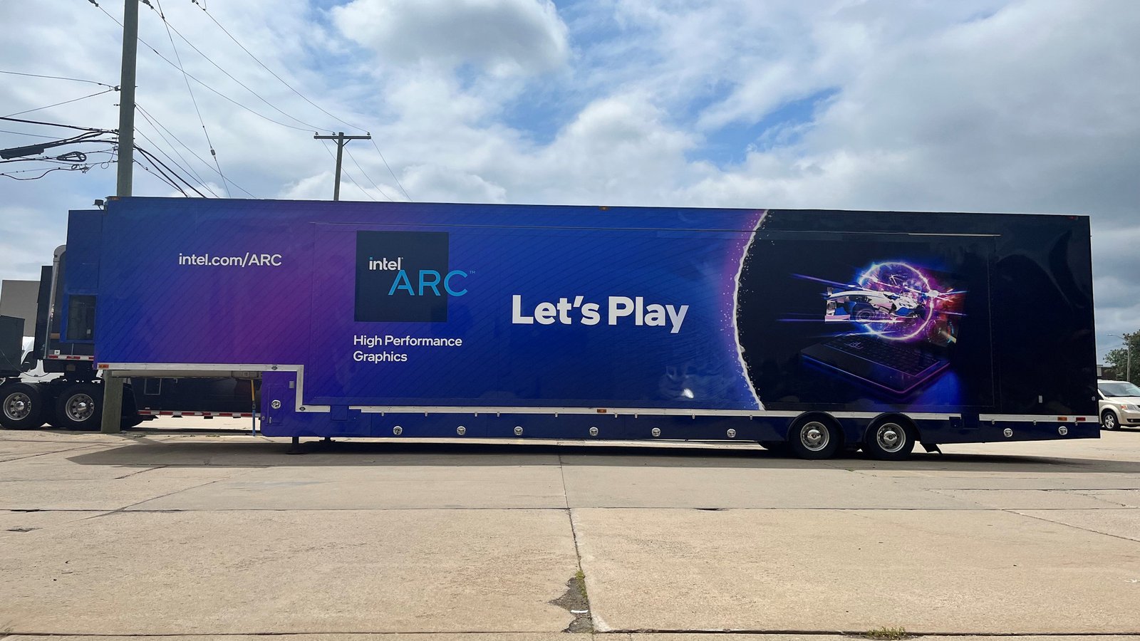 Intel ARCade spotted, featuring NUC Extreme with Arc A7 GPU