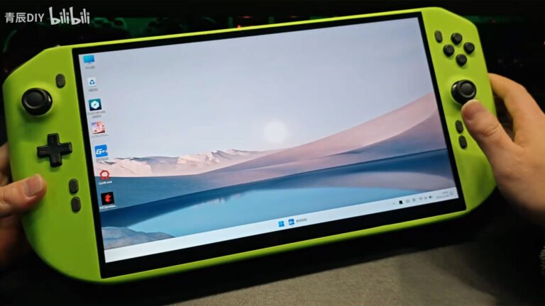 Modder builds World Fastest Handheld Running Cyberpunk 2077 on 4K - Modded Handheld RTX 4090 and Intel i9-14900HX Laptop
